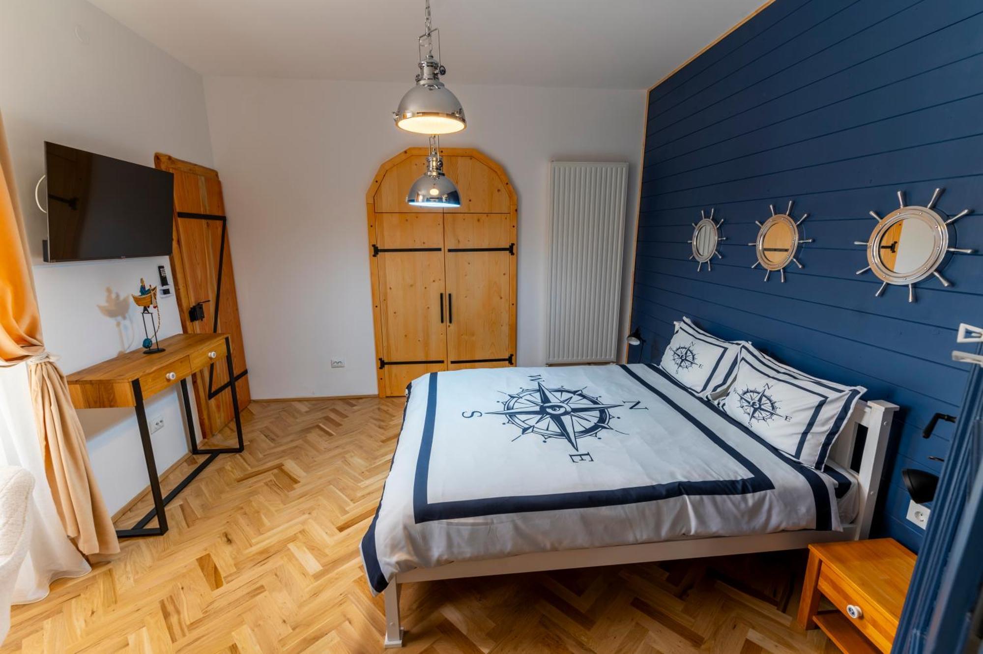Luxurious Apartment In Old Town - Ultra Central ブラショフ エクステリア 写真