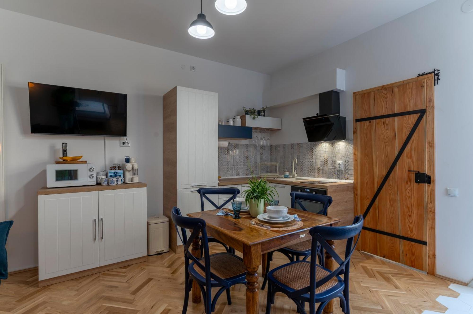 Luxurious Apartment In Old Town - Ultra Central ブラショフ エクステリア 写真